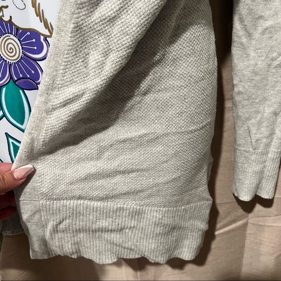 Gap Knit Open Front Gray Cardigan - Picture 3 of 4